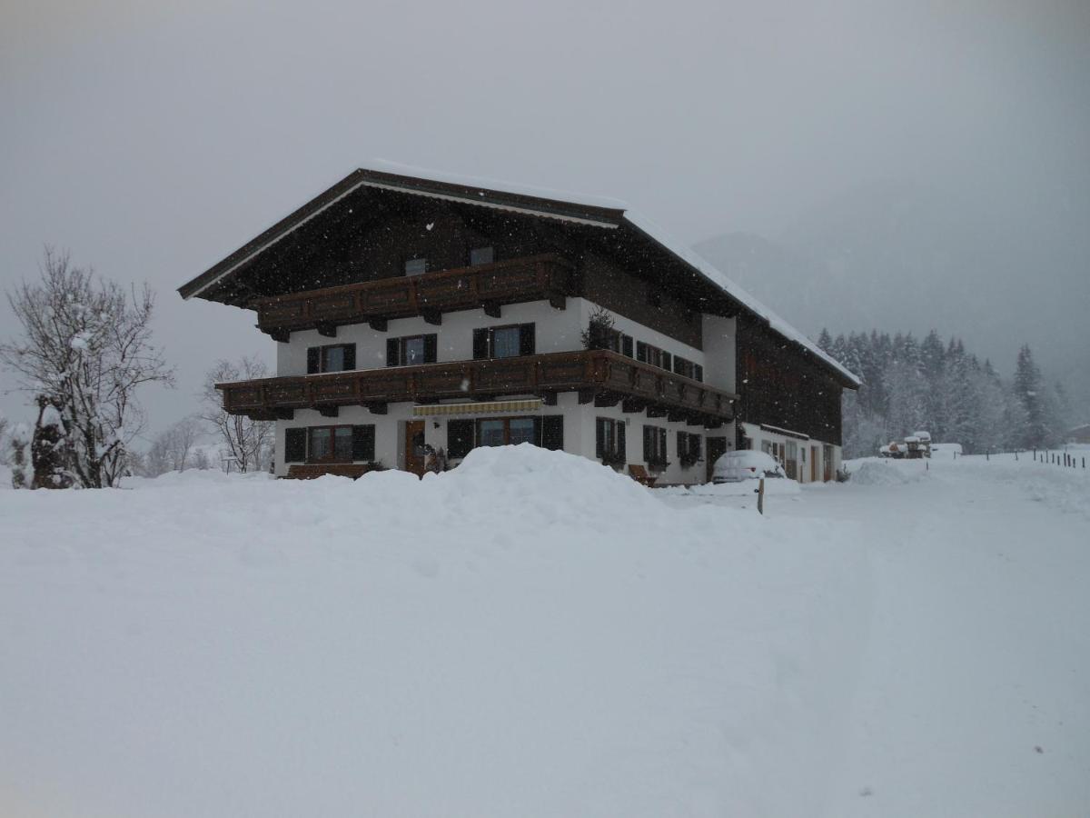 Schneiderbauer Bed & Breakfast Waidring Dış mekan fotoğraf